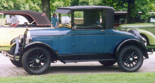 1927 Whippet Coupe - America