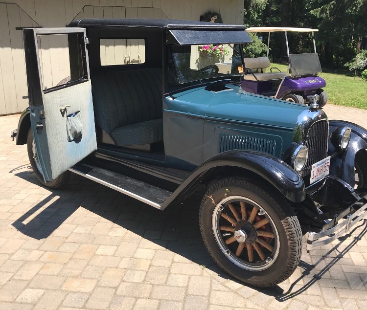1927 Whippet Coupe - America