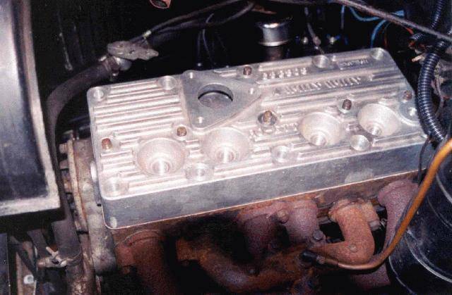 WillyWilly aluminum cylinder head in position