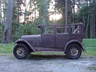 1927 Whippet Sedan (Unrestored) - America
