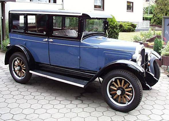 1927 Whippet Sedan