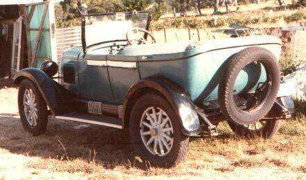 1928 Whippet Touring - Side