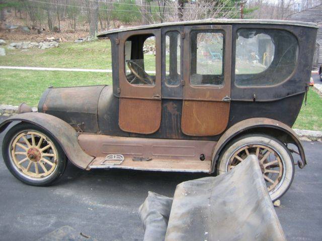 1916 Overland Model 83 Touring / Enclosed Limo - America