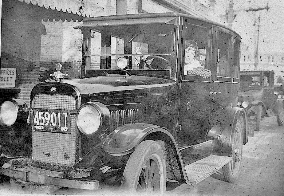1924 Overland Sedan Model 91 - America