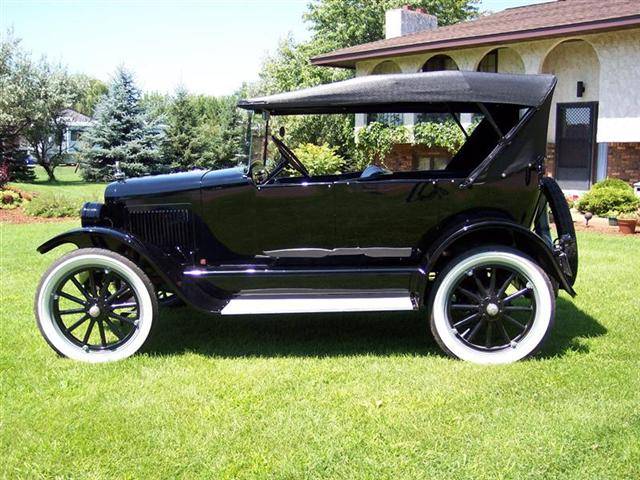 1924 Overland Touring Model 91 - America
