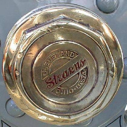 1911 Stearns hubcap - America