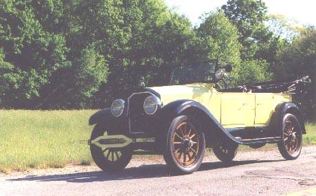 1921 Stearns Knight Model L4 - America