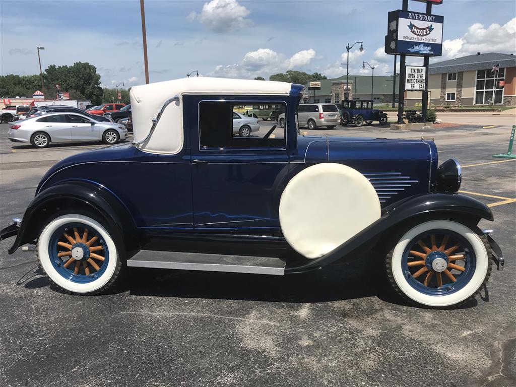 1931 Willys Coupe Model 97 - America
