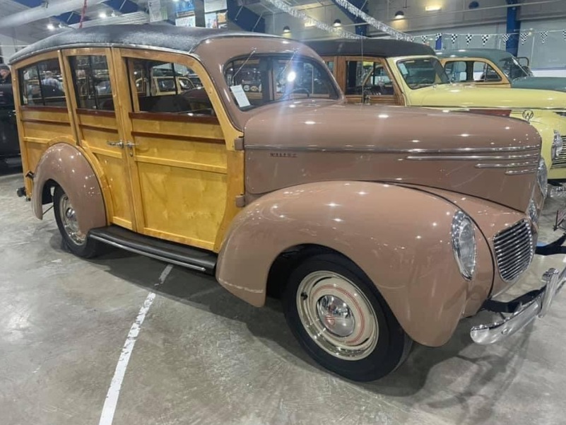 1940 Willys Wagon Model 440 - America