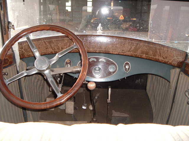 1928 Willys Knight Model 66A Sedan - America