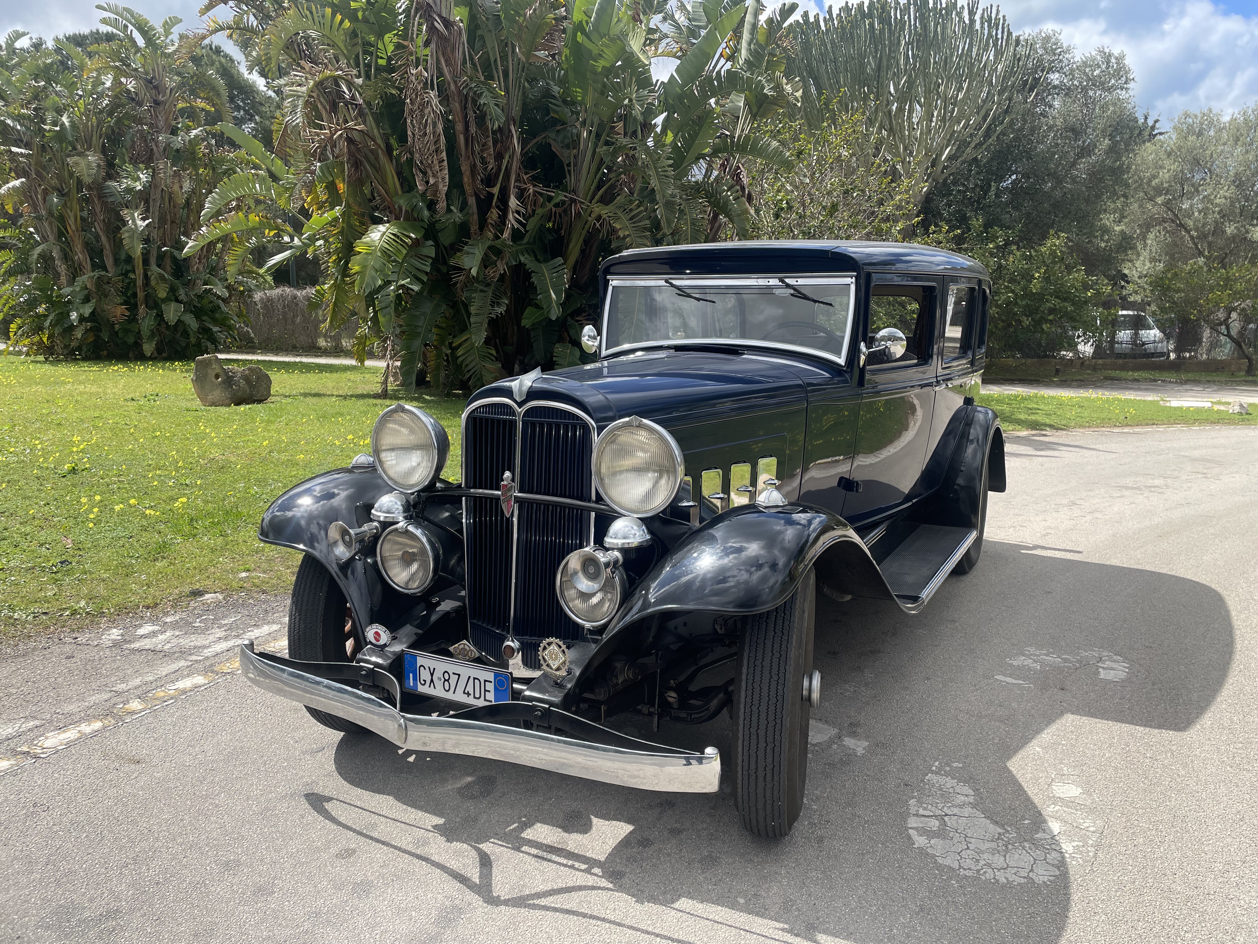 1931 Willys Knight Great Six Model 66D Sedan - Italy