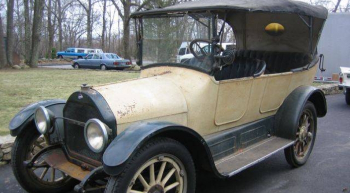 1916 Overland Model 83B